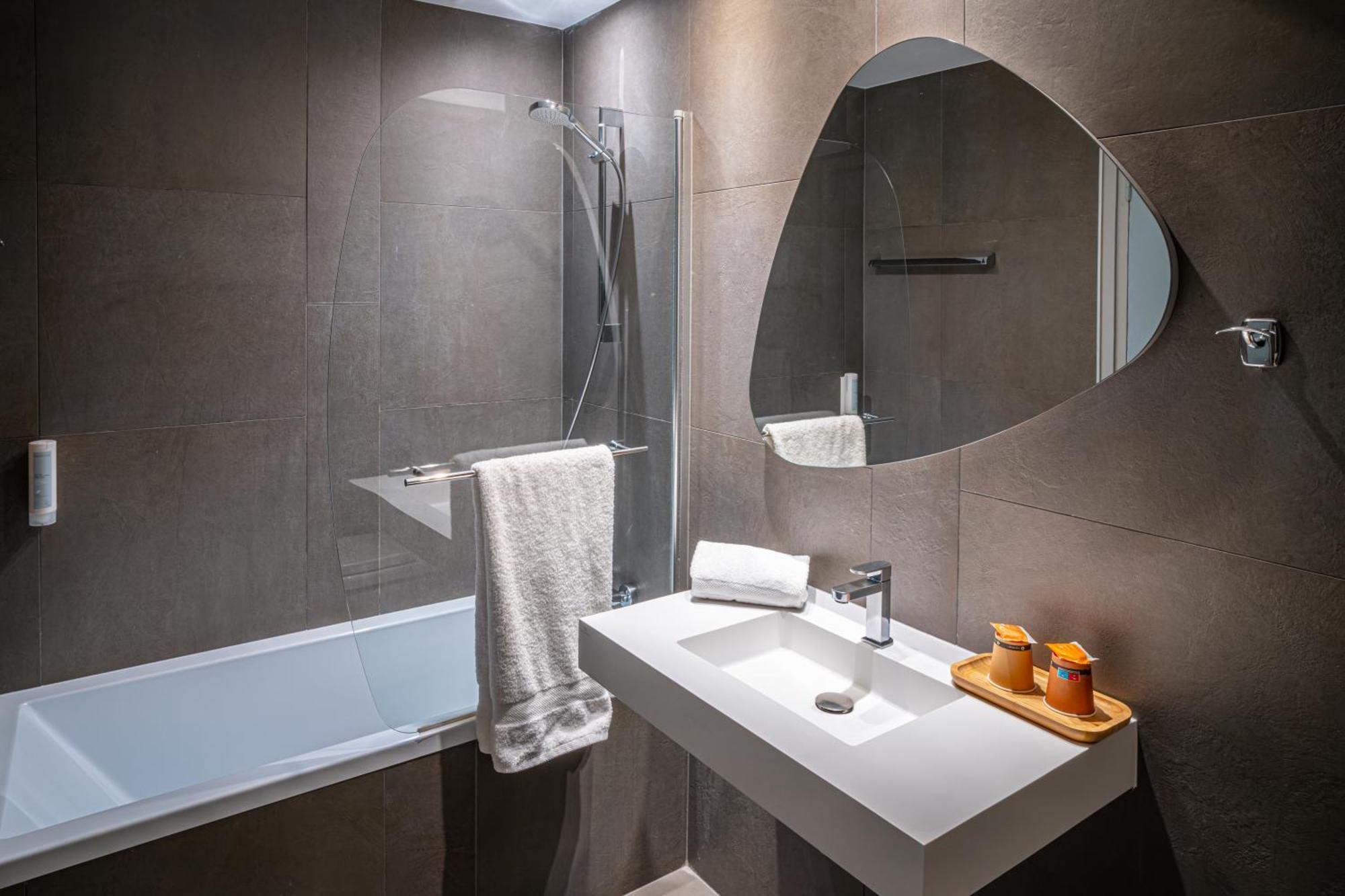 Hotel Vauban Briancon Serre Chevalier ภายนอก รูปภาพ